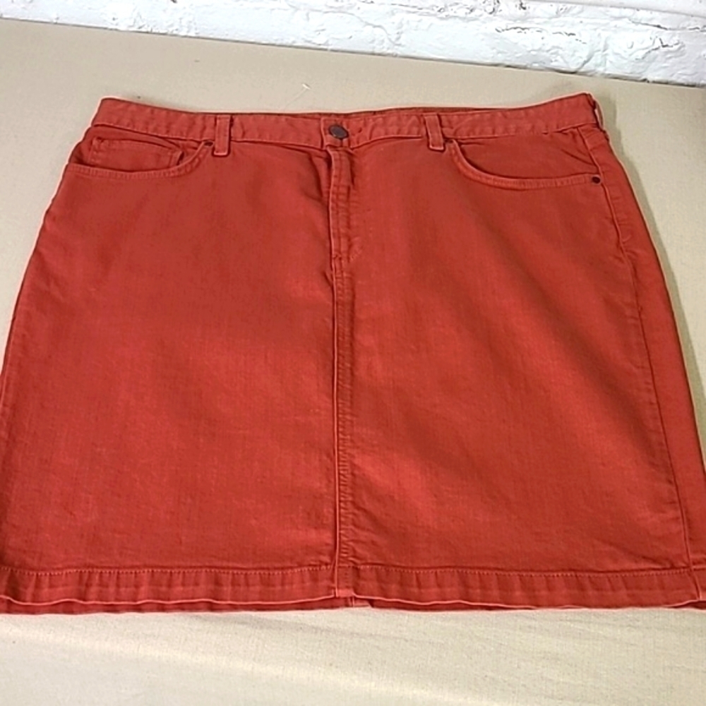Eddie Bauer  Jean Skirt  Size 16